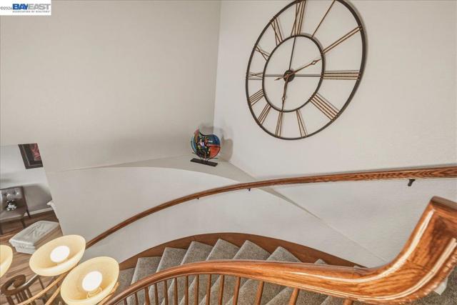 466 Crystalline Dr, Fremont CA: https://media.crmls.org/mediaz/ab83a83b-4086-4ad1-b5ce-0e474c3e847d.jpg