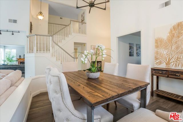 12084 London Grove Court, Moorpark CA: https://media.crmls.org/mediaz/ab85386d-1b5b-4424-9996-76101231762d.jpg