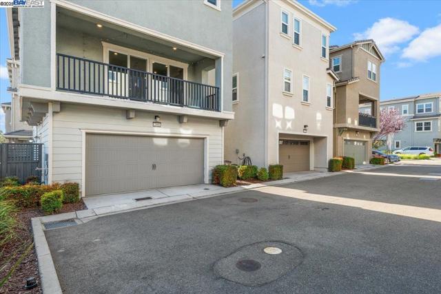 Image 53 of 60 For 2880 Stringham Way