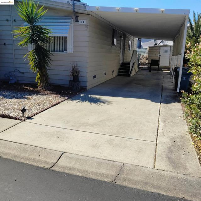 34 Mark Lane, Antioch CA: https://media.crmls.org/mediaz/ab859c02-0d8a-4472-99b8-944ef2f7d552.jpg