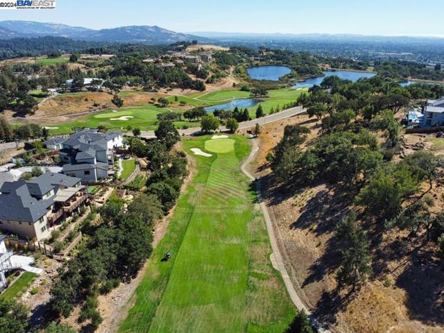 Image 14 of 16 For 3776 Skyfarm Dr