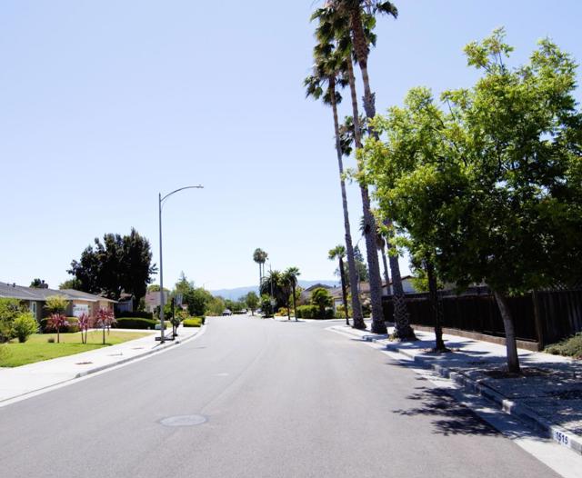 4456 Waimea Court, San Jose CA: https://media.crmls.org/mediaz/ab8720da-a861-4af5-b507-0f5d4242da28.jpg