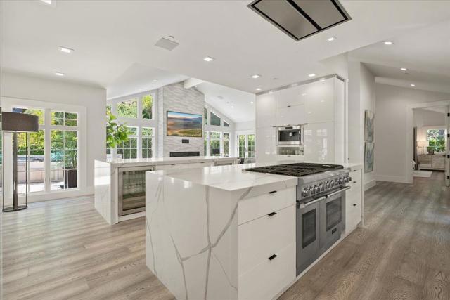Image 19 of 81 For 17203 Deer Park Road