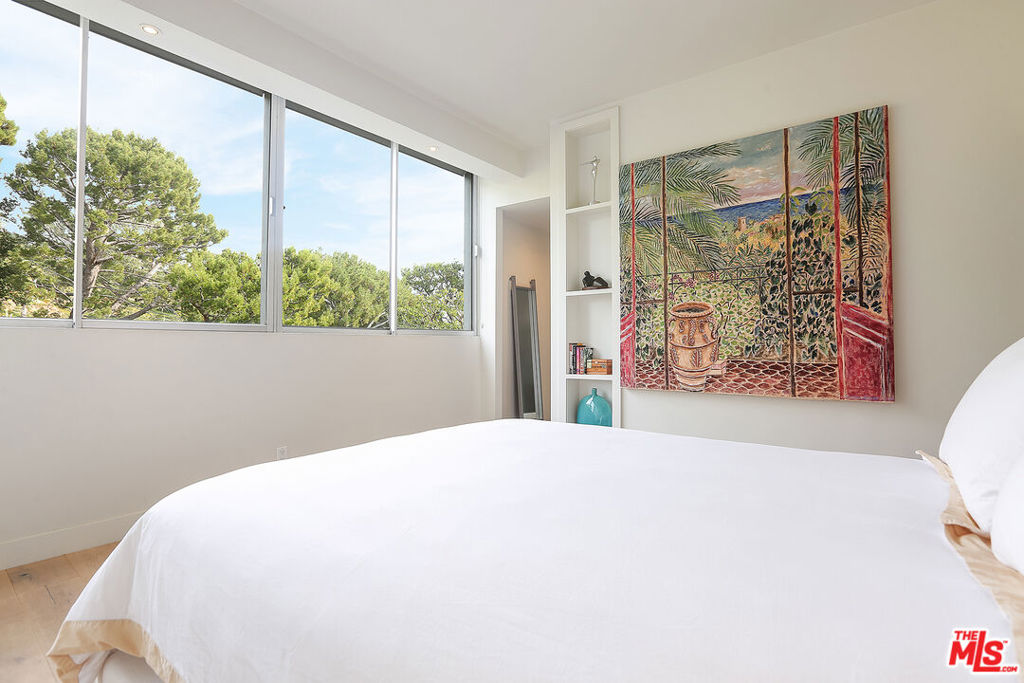 MLS #25625691 image #12