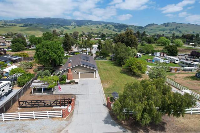 2017 Gypsy Avenue, San Martin CA: https://media.crmls.org/mediaz/ab8a4845-d9dd-4c79-8202-c1fd02560a29.jpg
