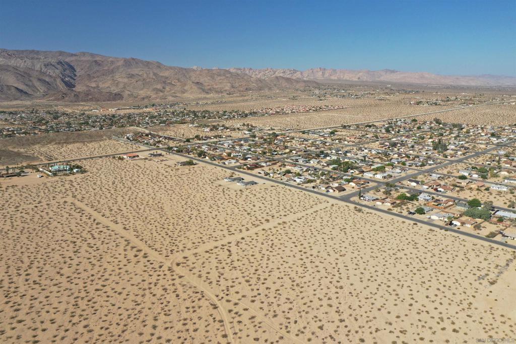 MLS #250043070SD image #32