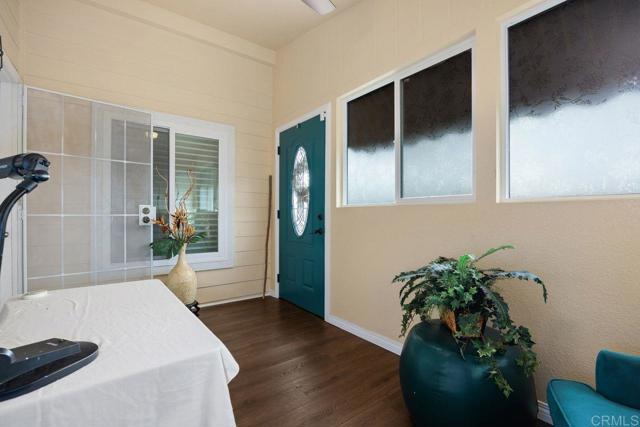 1600 E. Vista Way, Vista CA: https://media.crmls.org/mediaz/ab8b7861-4796-4111-9526-f6d4f8bb6cda.jpg