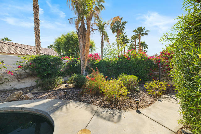 80591 Avenida Santa Marta, Indio CA: https://media.crmls.org/mediaz/ab8c315f-17e5-4eb8-bf20-84a36979e18d.jpg