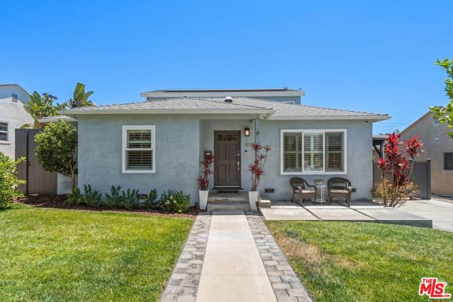 Image 2 for 12718 Woodgreen St, Los Angeles, CA 90066