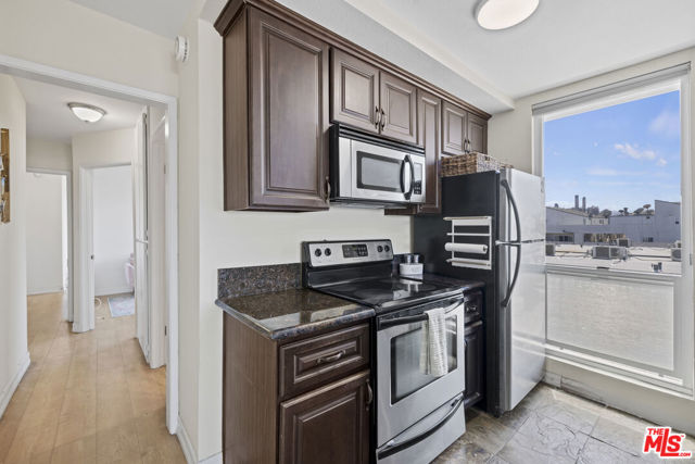 Light-filled kitchen