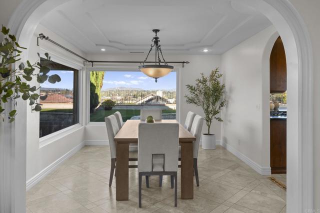 213 Via Palacio, Encinitas CA: https://media.crmls.org/mediaz/ab8ef4ad-db53-4648-baac-93088ab0ff74.jpg