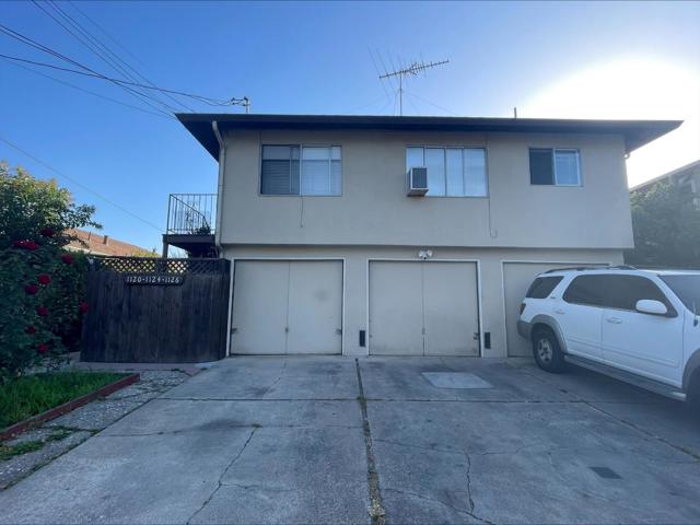 1120 Davis Street, Redwood City CA: https://media.crmls.org/mediaz/ab8f003d-0788-4f3b-a1e6-12f26e3de64b.jpg