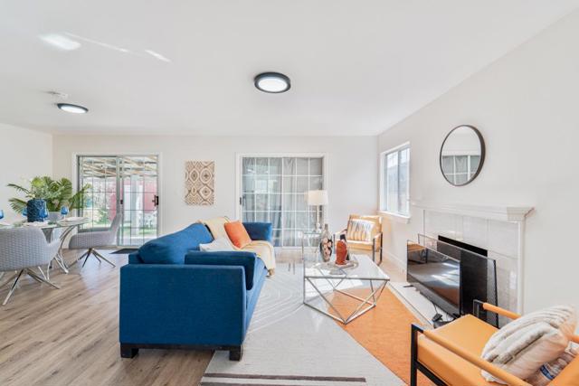 240 Daphne Way, East Palo Alto CA: https://media.crmls.org/mediaz/ab8f2159-54d6-41fd-95b0-4015dff924c9.jpg