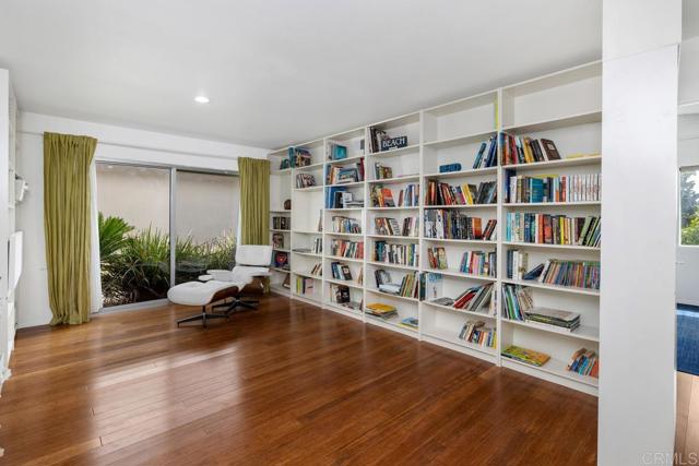 2104 Crownhill Road, San Diego CA: https://media.crmls.org/mediaz/ab8f5f90-b6ab-4466-b668-a2a42319da21.jpg