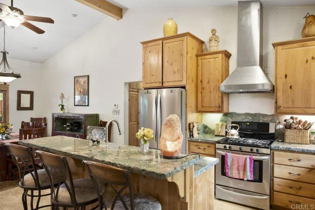 Detail Gallery Image 12 of 55 For 884 Rykers Ridge Rd, Ramona,  CA 92065 - 3 Beds | 3 Baths