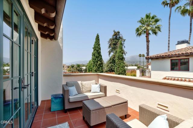 228 W Yanonali Street, Santa Barbara CA: https://media.crmls.org/mediaz/ab8fe82b-9d8d-4e4e-ae2e-c70a5eafa632.jpg