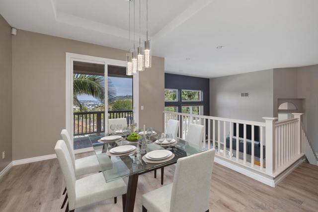 6013 Oakgate Row, La Jolla CA: https://media.crmls.org/mediaz/ab8ff49a-cfae-4bfc-b39b-ad9d3374adea.jpg