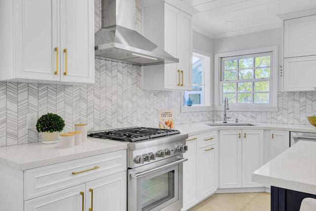 667 Cuesta Drive, Los Altos CA: https://media.crmls.org/mediaz/ab90c94b-f1e1-45d0-851e-2cd52aef3193.jpg