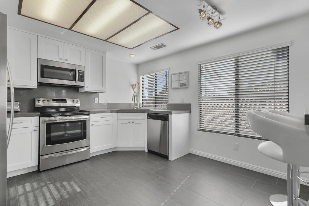 MLS #219141561DA image #10