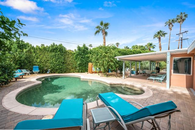 45496 Garden Square, Palm Desert CA: https://media.crmls.org/mediaz/ab9239bd-88f6-4df8-95d9-e2714de58216.jpg