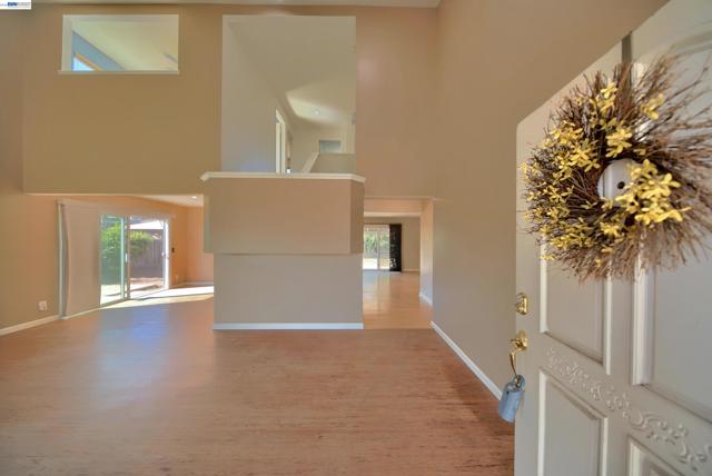 1425 Forest Dr, Turlock CA: https://media.crmls.org/mediaz/ab925c56-8847-4bb0-a7dd-48bf228edf0e.jpg