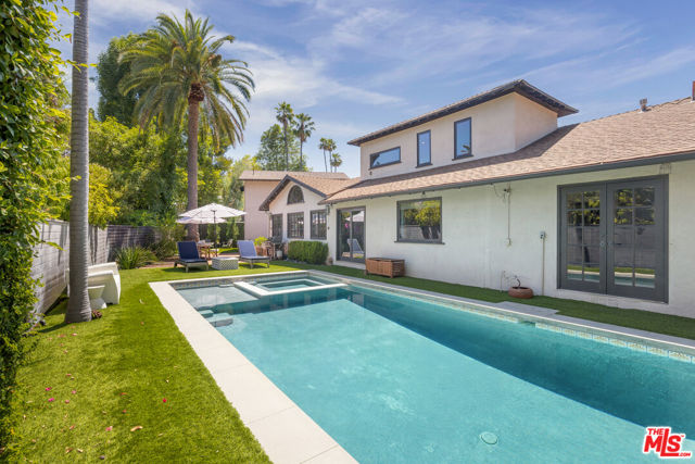 2770 La Castana Drive, Los Angeles CA: https://media.crmls.org/mediaz/ab92e831-bf9a-4591-91b6-05bfe735570e.jpg
