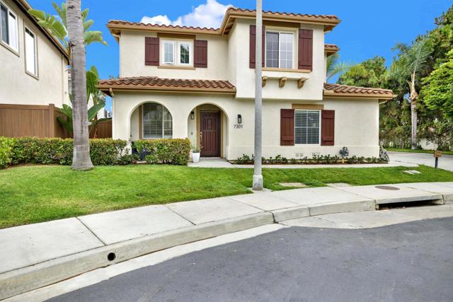 7301 Seafarer Pl, Carlsbad CA: https://media.crmls.org/mediaz/ab93b54d-9f41-470f-957f-ebd0be2504da.jpg