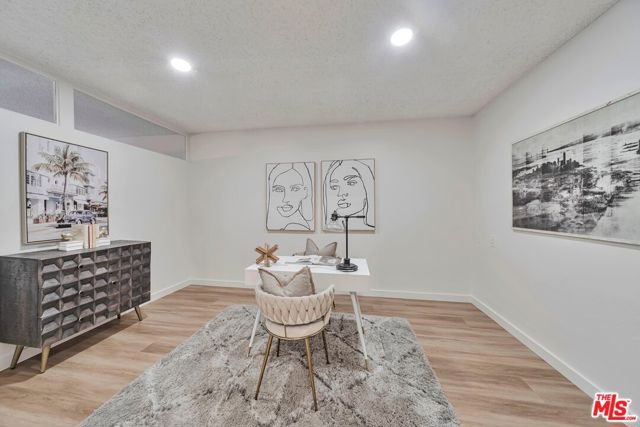 5870 Green Valley Circle, Culver City CA: https://media.crmls.org/mediaz/ab9525b4-4880-4aa9-a4d8-929344cff20e.jpg