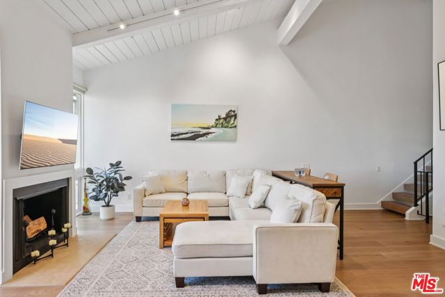 Drew Fenton | 28266 Rey De Copas Lane Malibu CA | MLS: 7496223 Drew Fenton | 28266 Rey De Copas Lane Malibu CA | MLS: 7496223