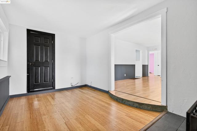 41 Corte Dorado Ct., Benicia CA: https://media.crmls.org/mediaz/ab9614c1-dd3e-4cbb-a4cb-8e4b7b942850.jpg