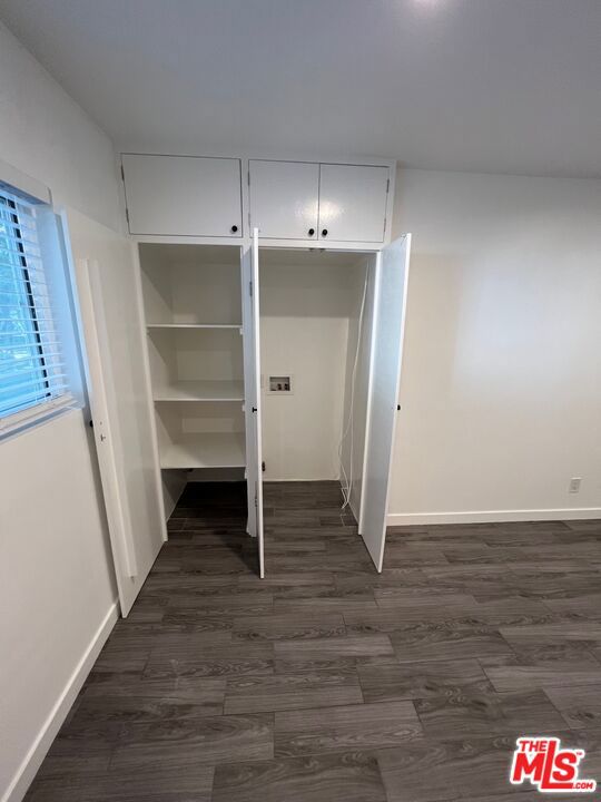 Bedroom/Washer/Dryer closet