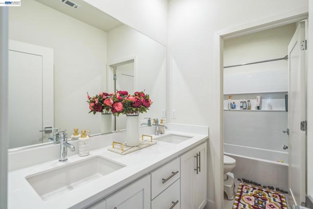 Image 27 of 59 For 37231 Sand Bar Place