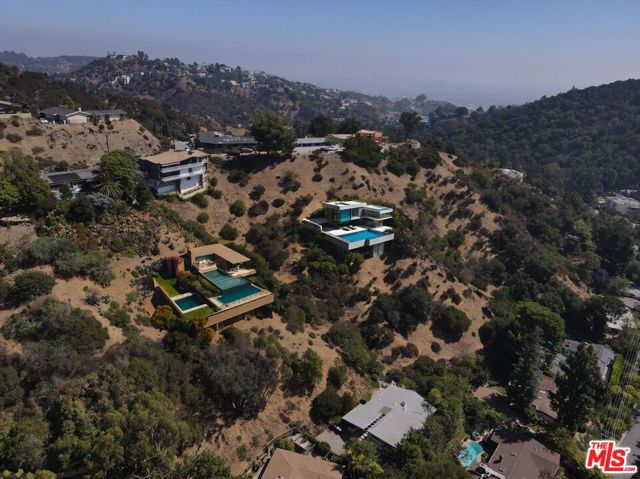 0 Allenwood, Los Angeles CA: https://media.crmls.org/mediaz/ab9816c9-68ef-4204-81ea-30635bef5f4a.jpg