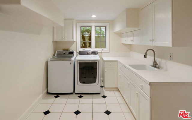 5105 Via Donte, Marina del Rey CA: https://media.crmls.org/mediaz/ab985459-a52b-451d-8cfb-0979348c5e64.jpg