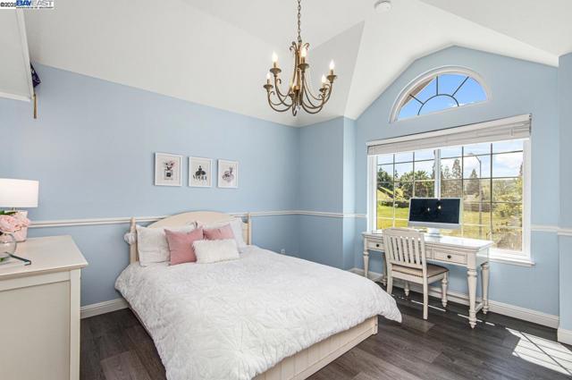 Image 40 of 49 For 2839 Victoria Ridge Ct