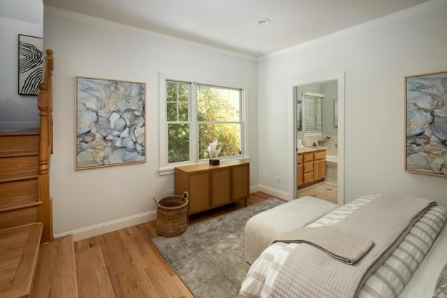 660 Palo Alto Avenue, Palo Alto CA: https://media.crmls.org/mediaz/ab999a71-c998-45c7-994f-892ef3f53e05.jpg