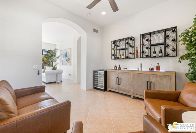 2 Via Elegante, Rancho Mirage, CA 92270