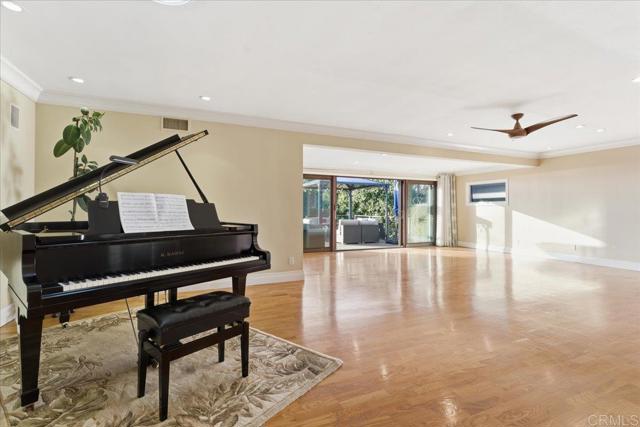 Detail Gallery Image 5 of 36 For 866 Cordova St, San Diego,  CA 92107 - 4 Beds | 2/1 Baths