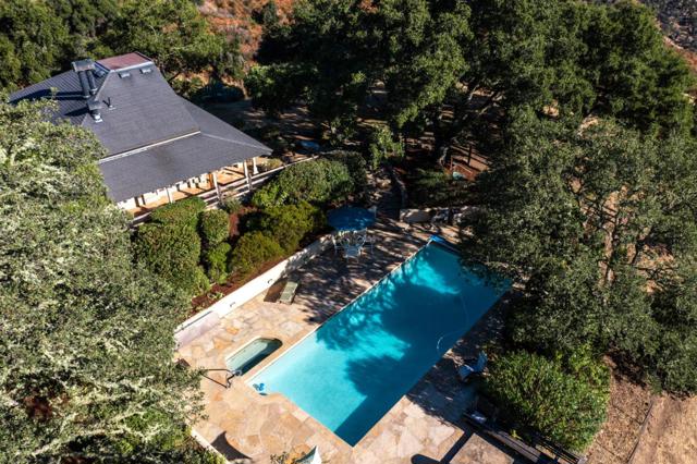 31 Asoleado Place, Carmel Valley CA: https://media.crmls.org/mediaz/ab9cebcd-e8bb-4b51-b089-8a6f0b810a51.jpg