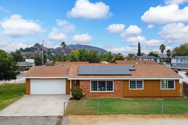 Detail Gallery Image 1 of 1 For 1105 Oro St, El Cajon,  CA 92021 - 3 Beds | 2 Baths