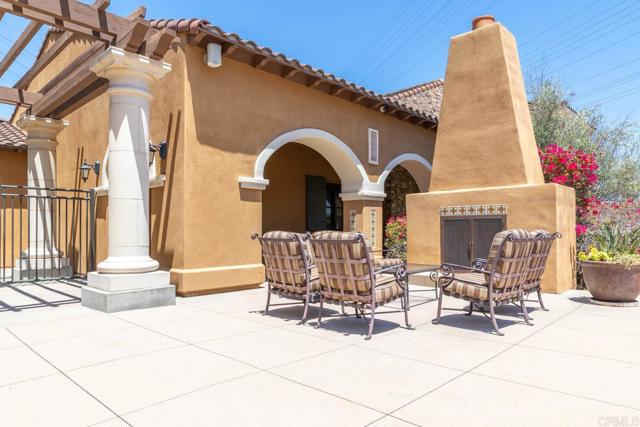 Detail Gallery Image 27 of 34 For 2772 Piantino Cir, San Diego,  CA 92108 - 2 Beds | 2 Baths