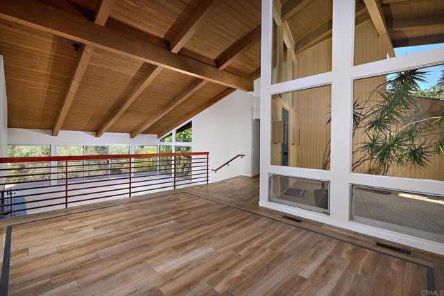 Image 10 of 53 For 5458 Avenida Maravillas