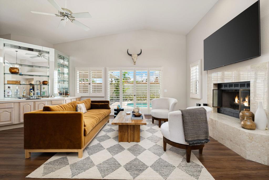 MLS #219136901DA image #5