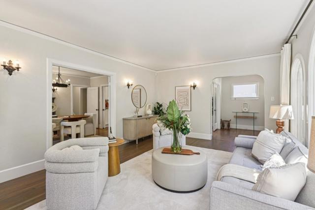 2404 Hillside Drive, Burlingame CA: https://media.crmls.org/mediaz/aba0f1a6-6d47-456c-ae6b-ef9a31ccc1f0.jpg