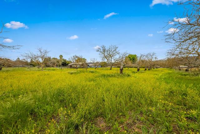 13755 Columbet Avenue, San Martin CA: https://media.crmls.org/mediaz/aba25188-e7e2-421d-8532-8d919f0db10c.jpg