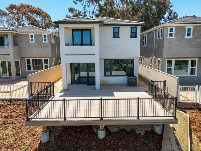 2948 Copley Ave, San Diego CA: https://media.crmls.org/mediaz/aba2741f-7ff5-4657-a61c-c73277388e4b.jpg
