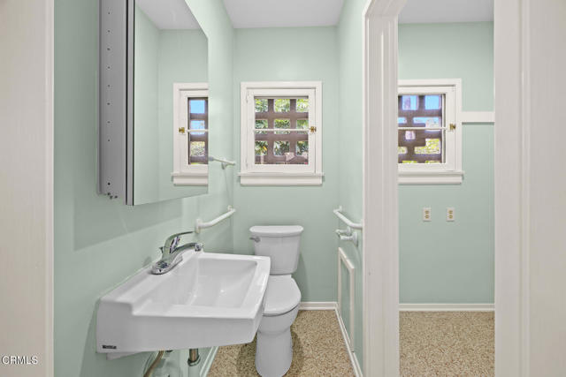 Detail Gallery Image 15 of 27 For 2405 Monterey Rd, San Marino,  CA 91108 - 3 Beds | 1/1 Baths