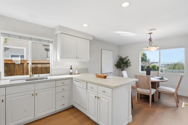 Detail Gallery Image 15 of 63 For 484 Vista San Lucas, San Diego,  CA 92154 - 3 Beds | 3 Baths