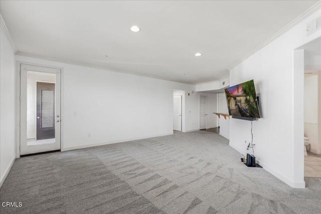 Detail Gallery Image 8 of 39 For 259 Riverdale Ct #263,  Camarillo,  CA 93012 - 2 Beds | 2 Baths