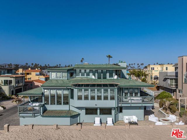 1448 Nathan Lane, Ventura CA: https://media.crmls.org/mediaz/aba3b1f5-51cd-4573-b771-650690e43ebf.jpg